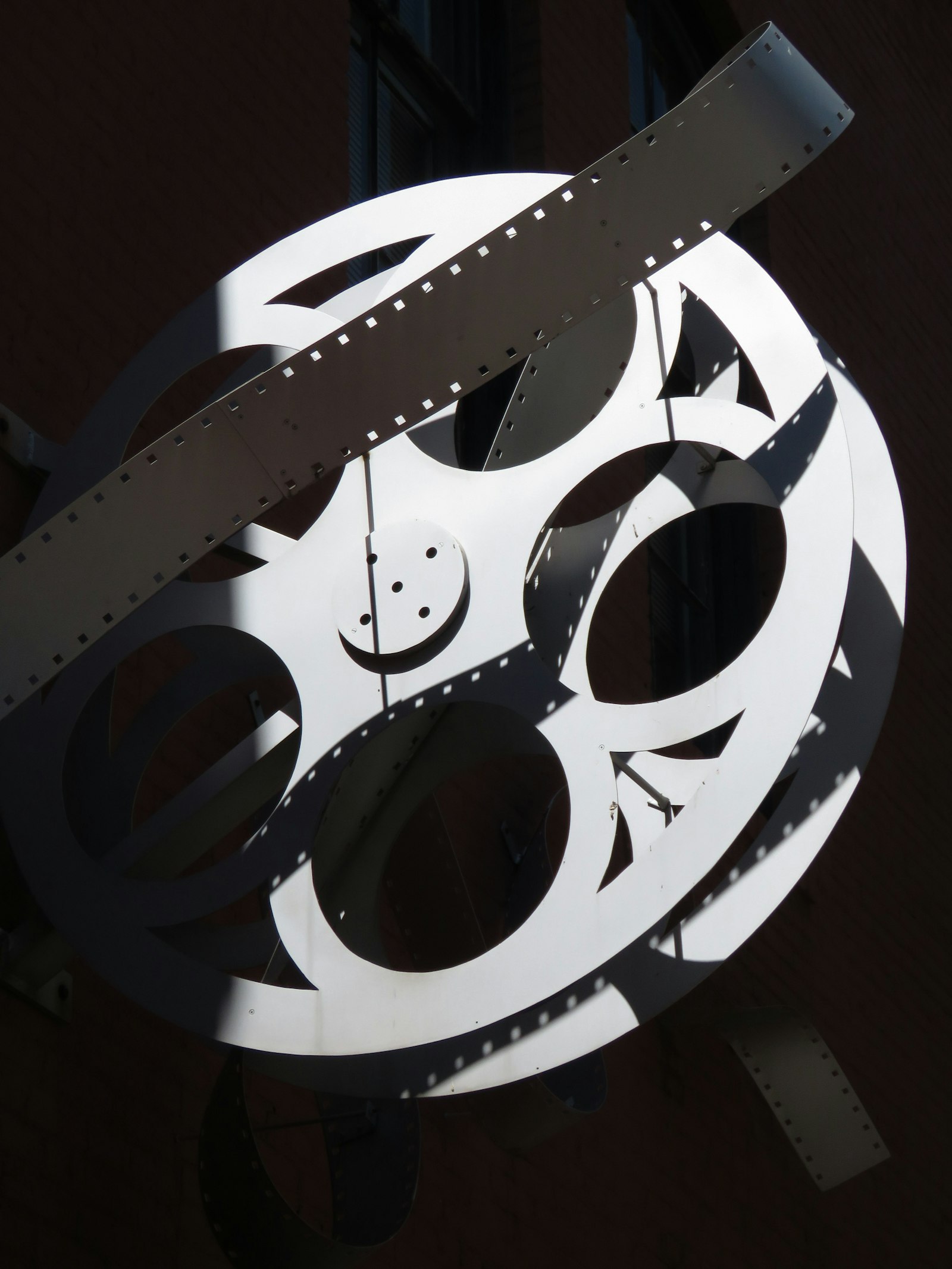 Film frames arranged in a grid showing sequential motion
